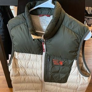 Men’s Mountain Hardwear Puffer Vest